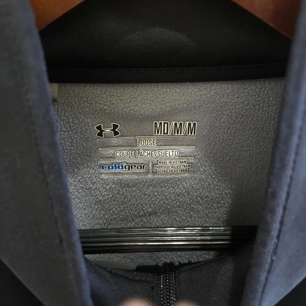 Under Armour Men's Performance Q-zip in Black - Picture 2 of 3